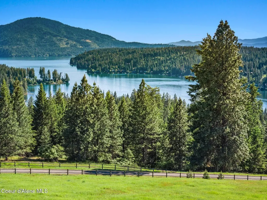 16529 N Triangle 7 Road Hayden ID 83835