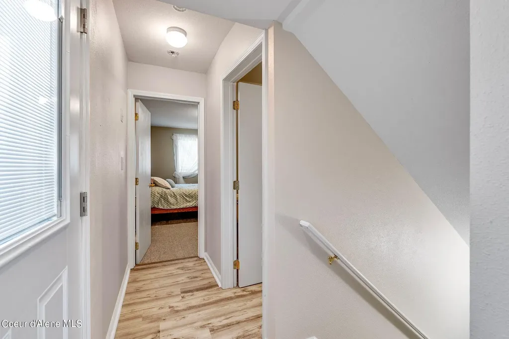 315 Wildberry Lane Sagle ID 83860