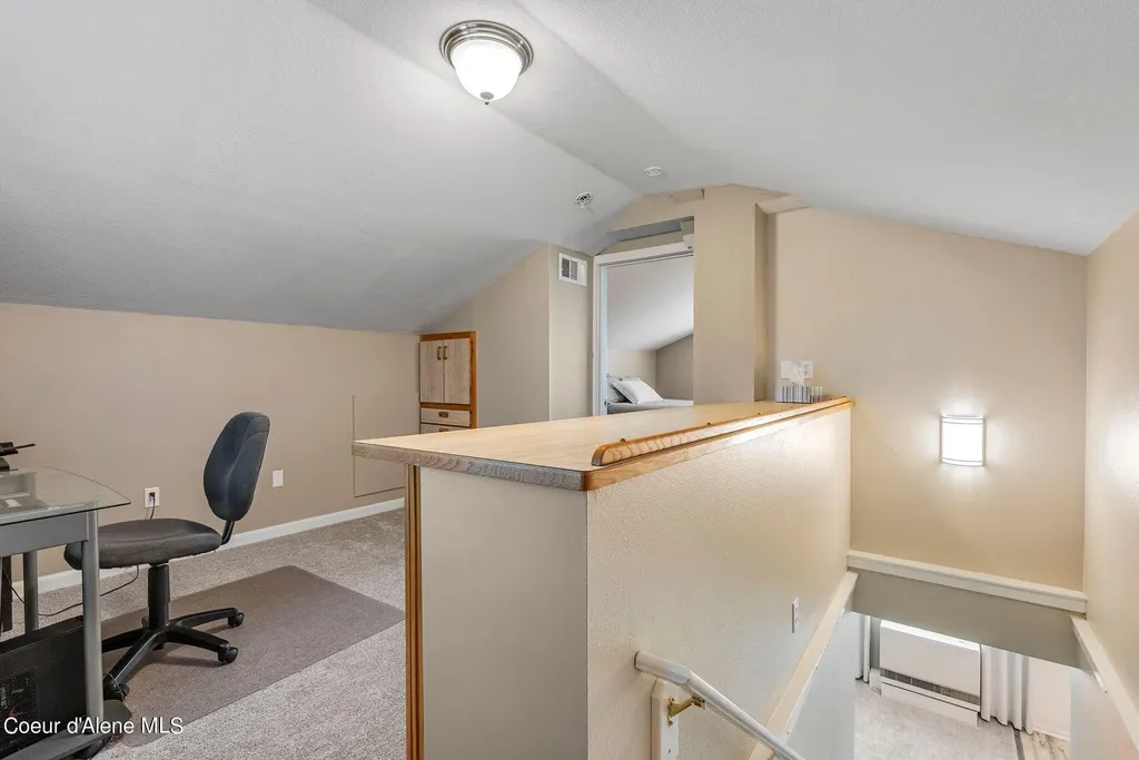 315 Wildberry Lane Sagle ID 83860