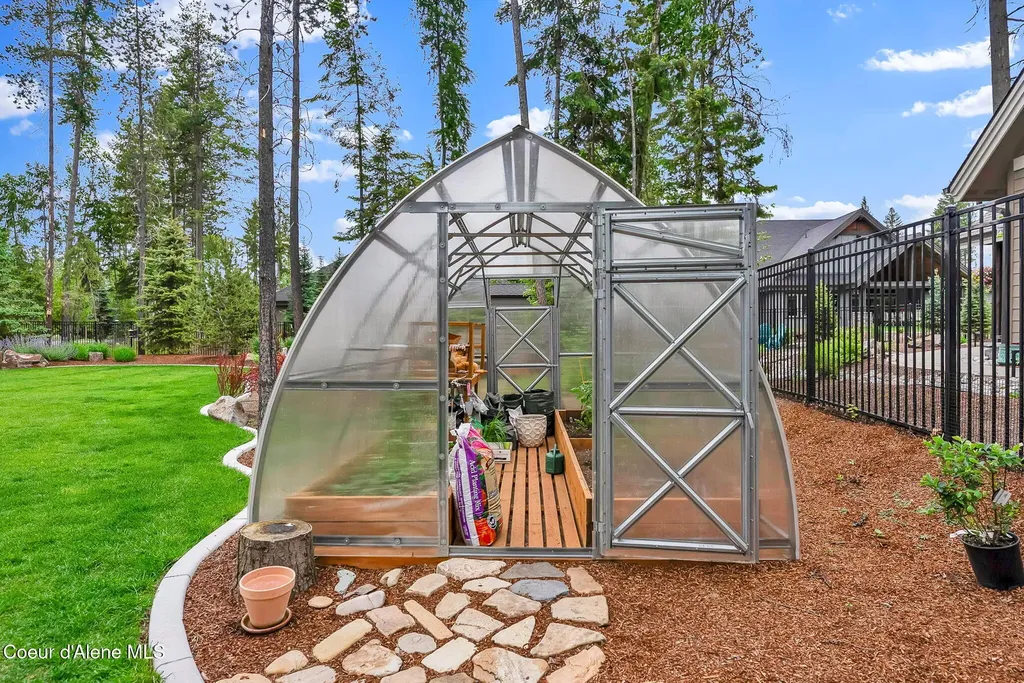 11690 N Arnicas Court Hayden ID 83835
