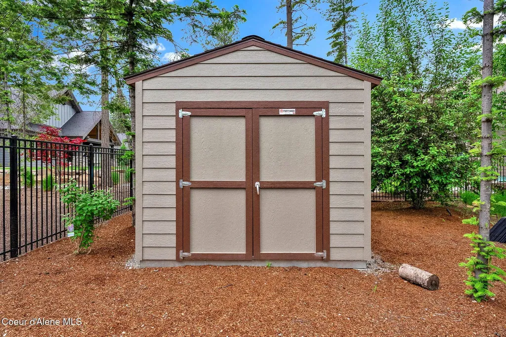 11690 N Arnicas Court Hayden ID 83835