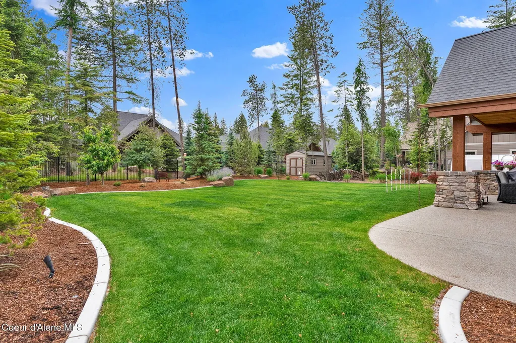 11690 N Arnicas Court Hayden ID 83835