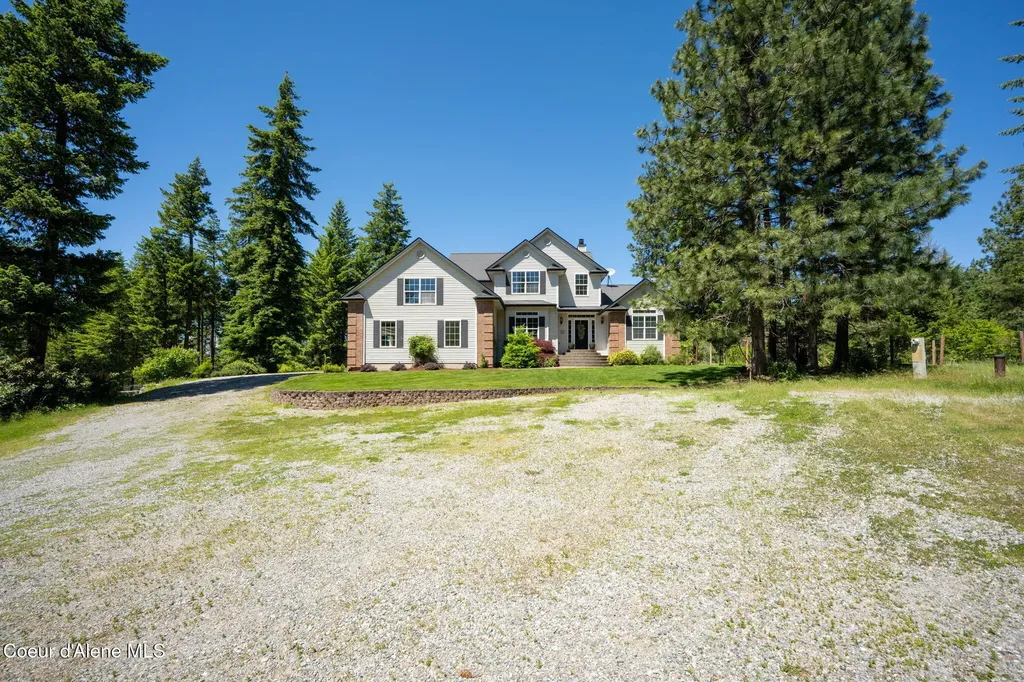 17536 W Julia Drive Hauser ID 83854