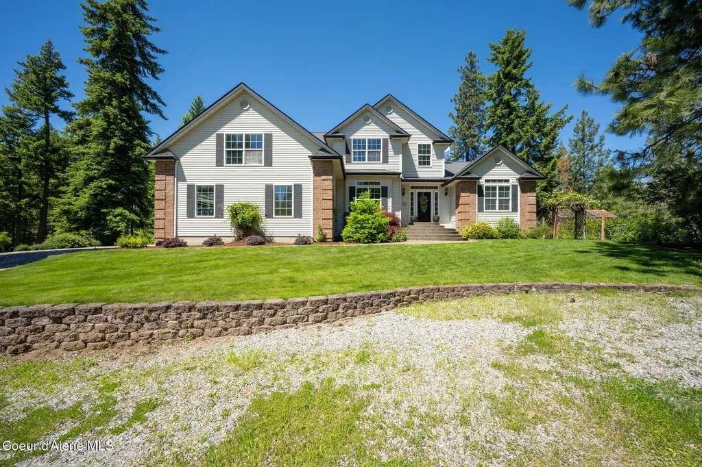 17536 W Julia Drive Hauser ID 83854
