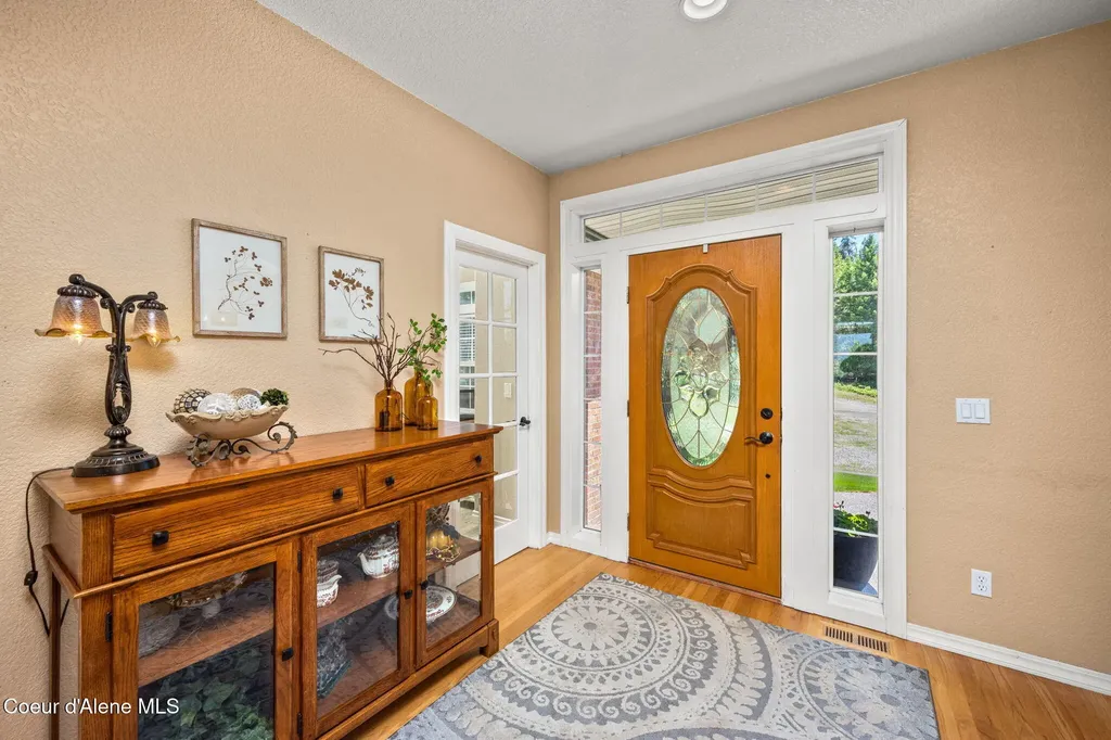 17536 W Julia Drive Hauser ID 83854
