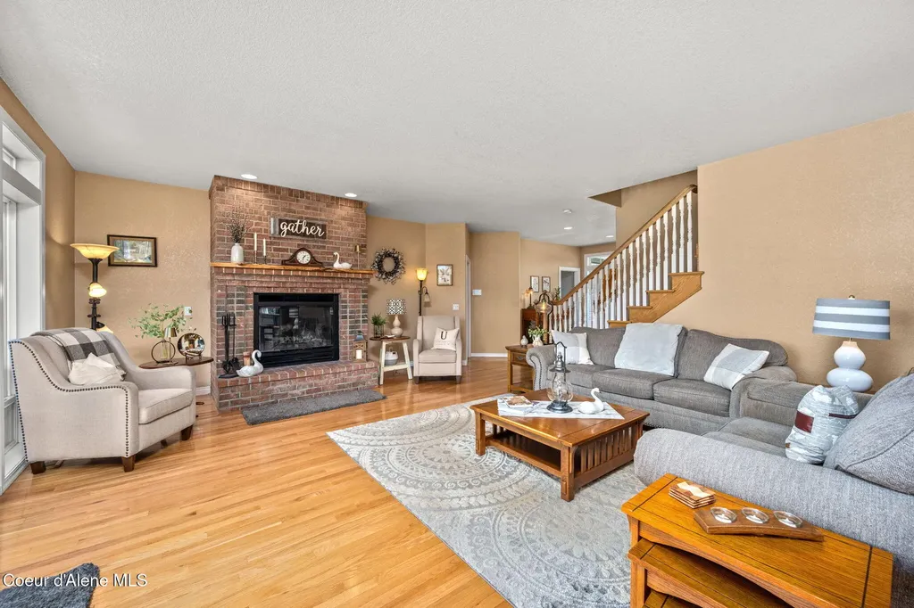 17536 W Julia Drive Hauser ID 83854