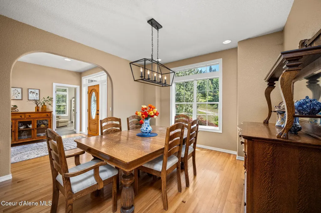 17536 W Julia Drive Hauser ID 83854