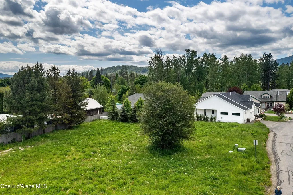 409 Becker Lane Dover ID 83825