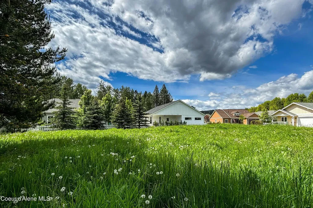 409 Becker Lane Dover ID 83825