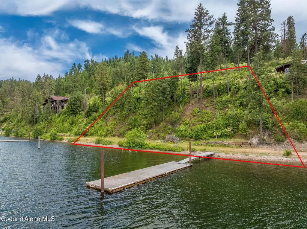 985 E Pugh Point Court Harrison ID 83833
