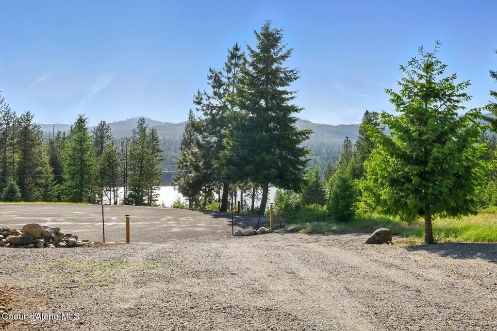 65 Beacon Hill Road Cocolalla ID 83813