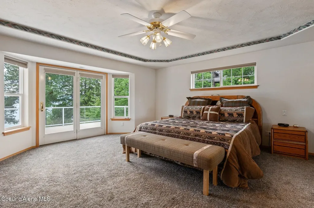 212 Ponder Point Drive Sandpoint ID 83864