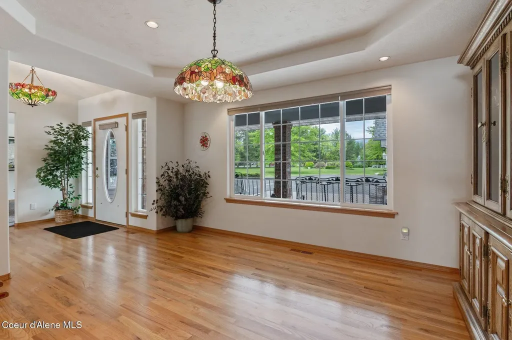 212 Ponder Point Drive Sandpoint ID 83864