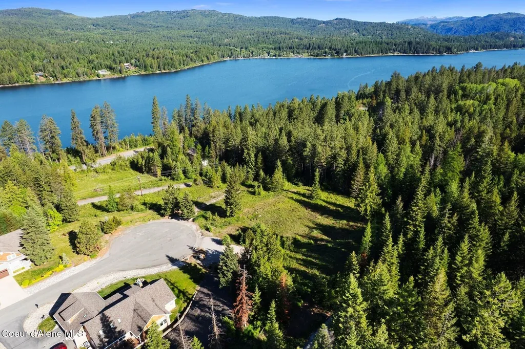 66 Beacon Hill Road Cocolalla ID 83813