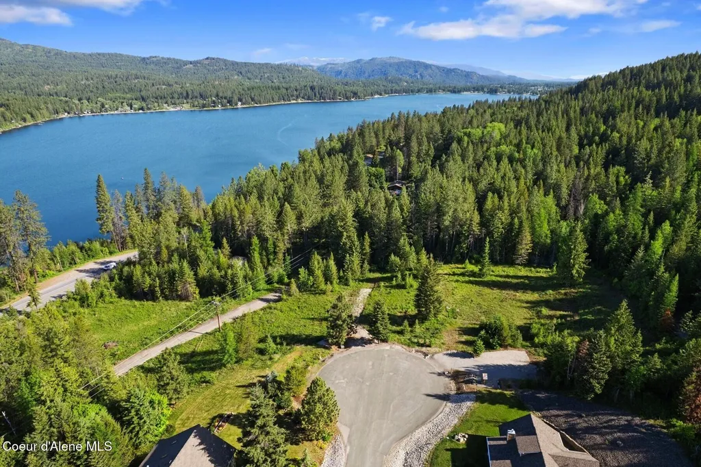 66 Beacon Hill Road Cocolalla ID 83813