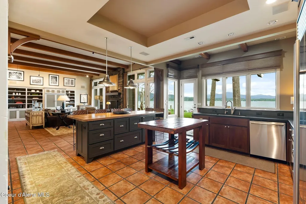 1515 Northshore Drive Sandpoint ID 83864
