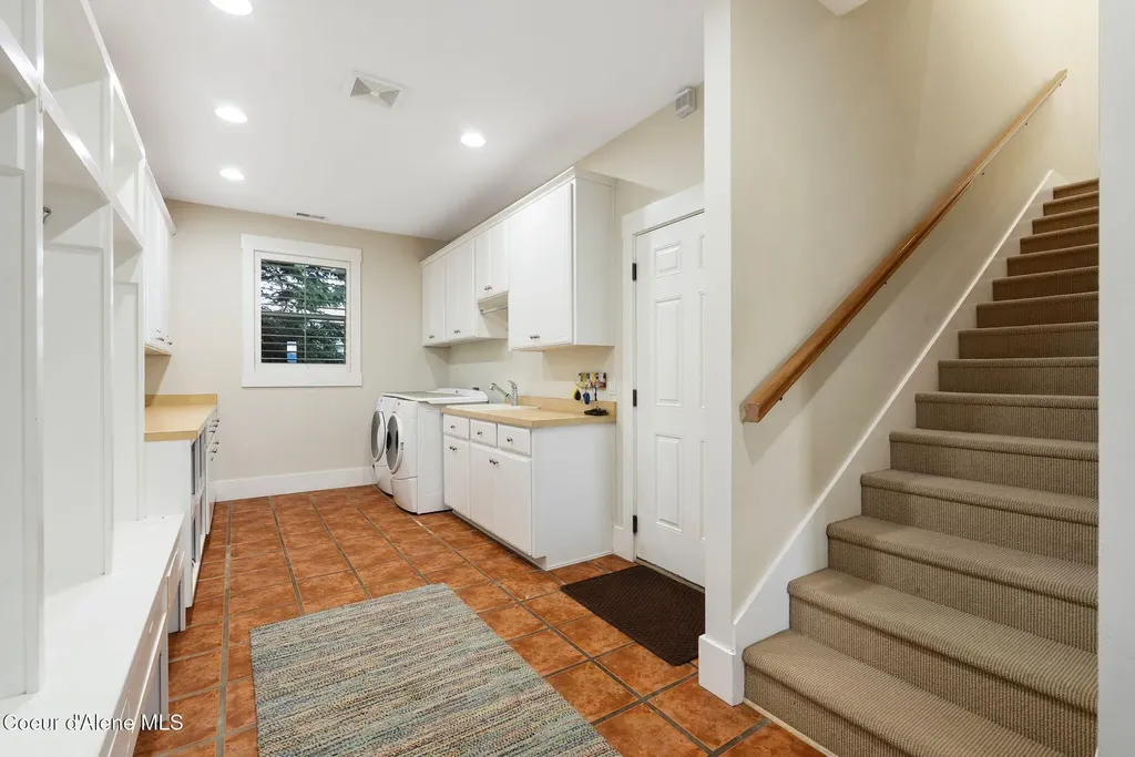 1515 Northshore Drive Sandpoint ID 83864