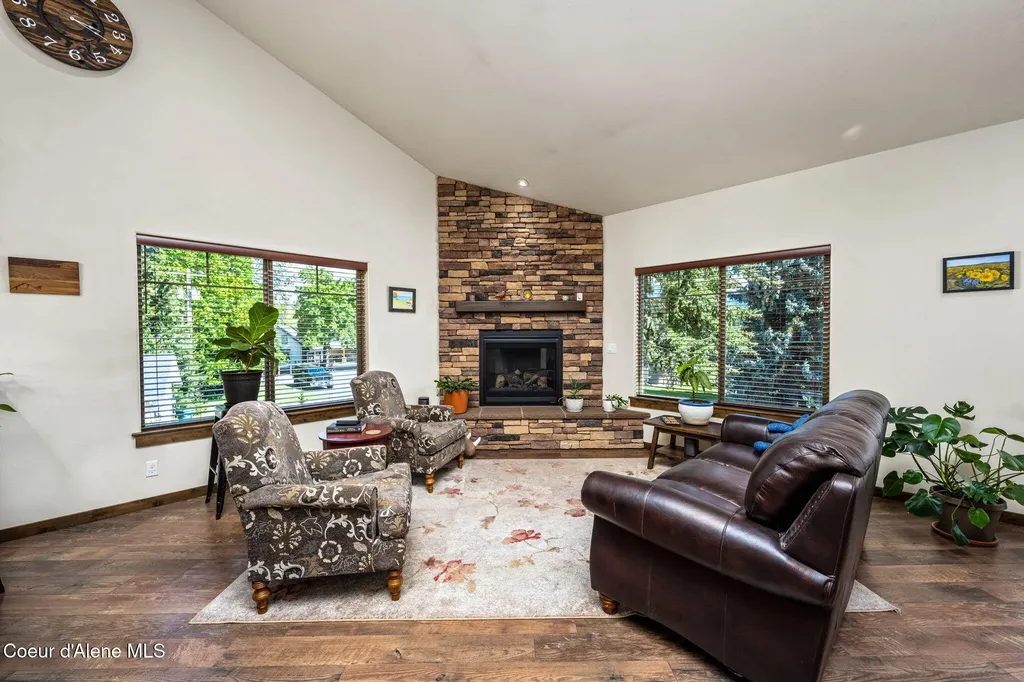 1997 E Avondale Lane Hayden ID 83835