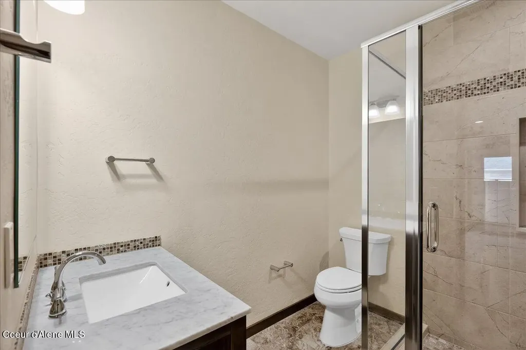 1997 E Avondale Lane Hayden ID 83835