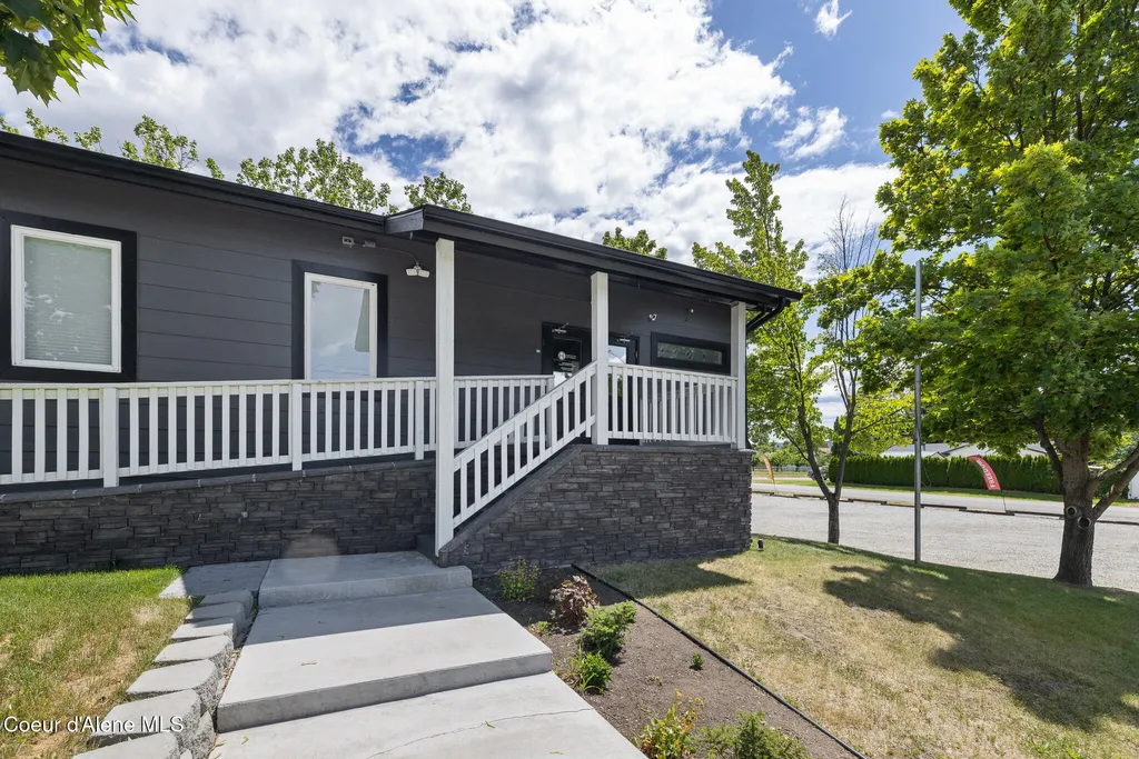 1527 E 16th Avenue Post Falls ID 83854