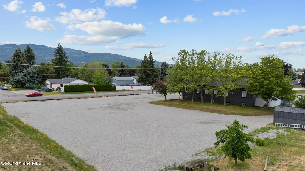 1527 E 16th Avenue Post Falls ID 83854