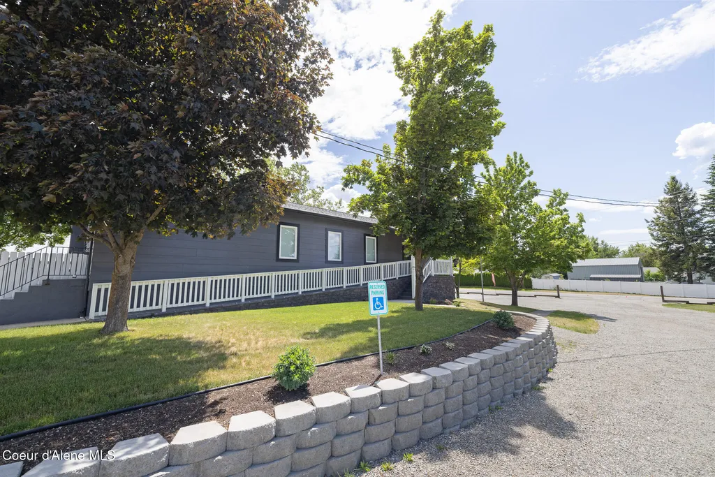 1527 E 16th Avenue Post Falls ID 83854