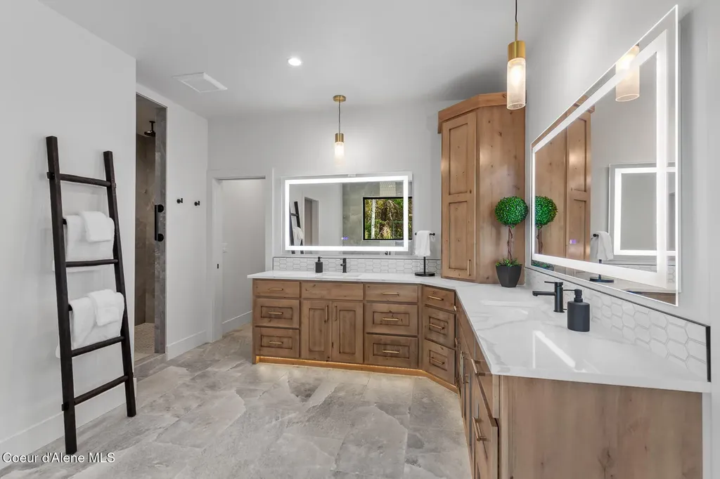 11733 N Blue Jay Loop Hayden ID 83835