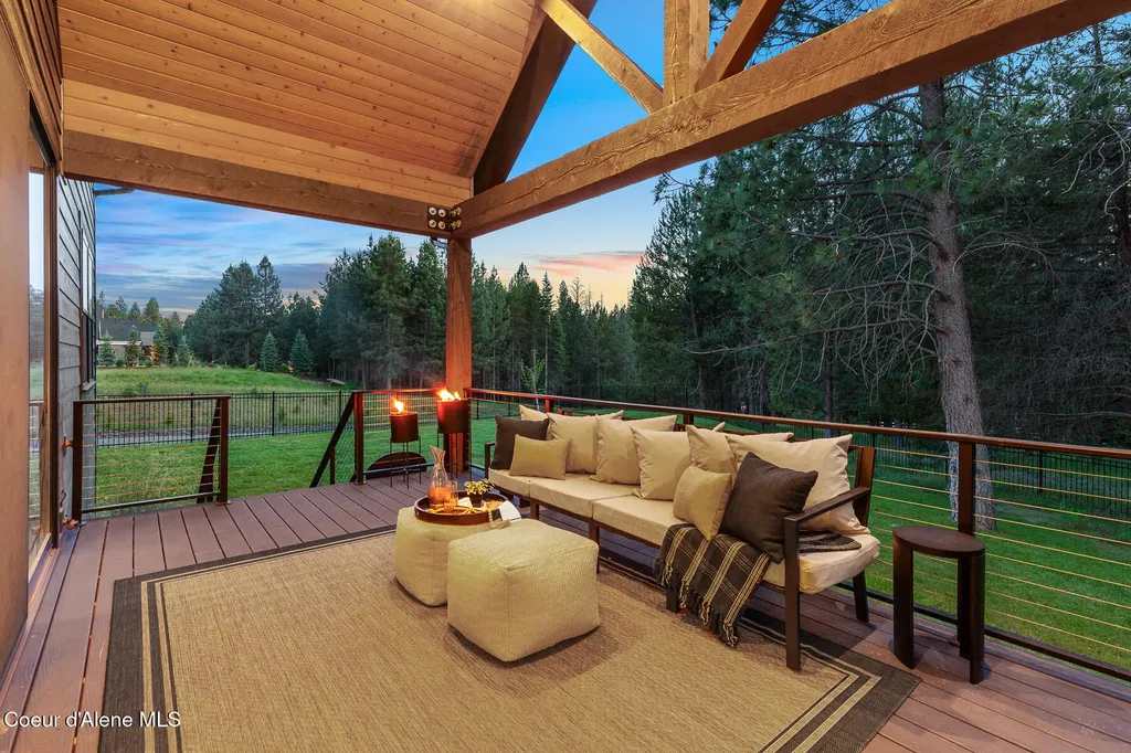 11733 N Blue Jay Loop Hayden ID 83835