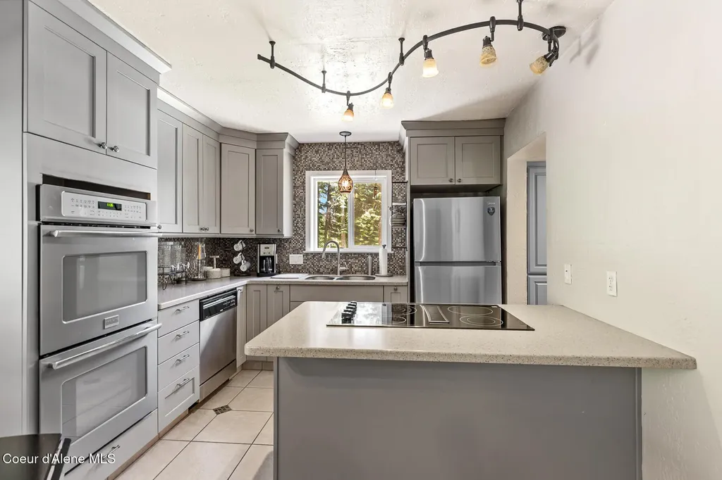 17875 N Richards Drive Hayden ID 83835