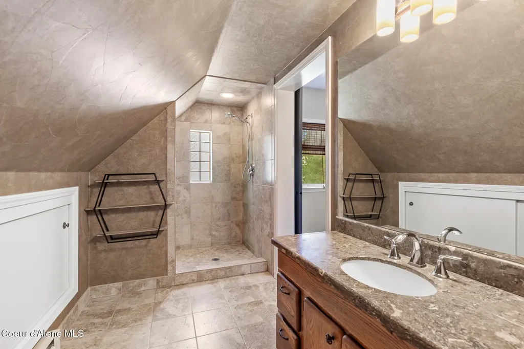 17875 N Richards Drive Hayden ID 83835