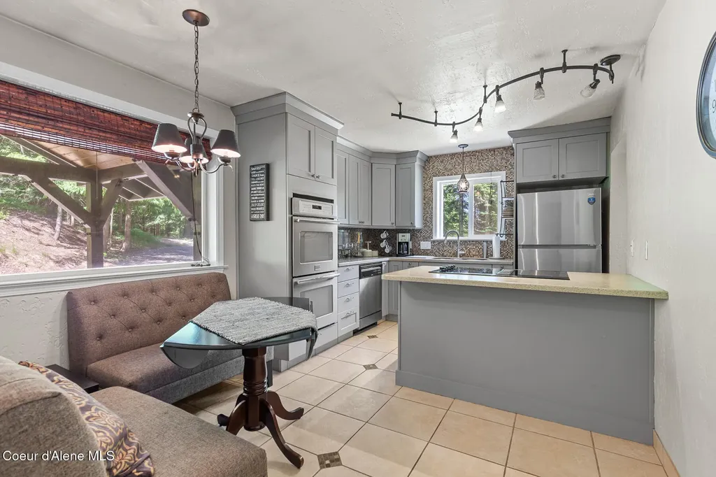 17875 N Richards Drive Hayden ID 83835