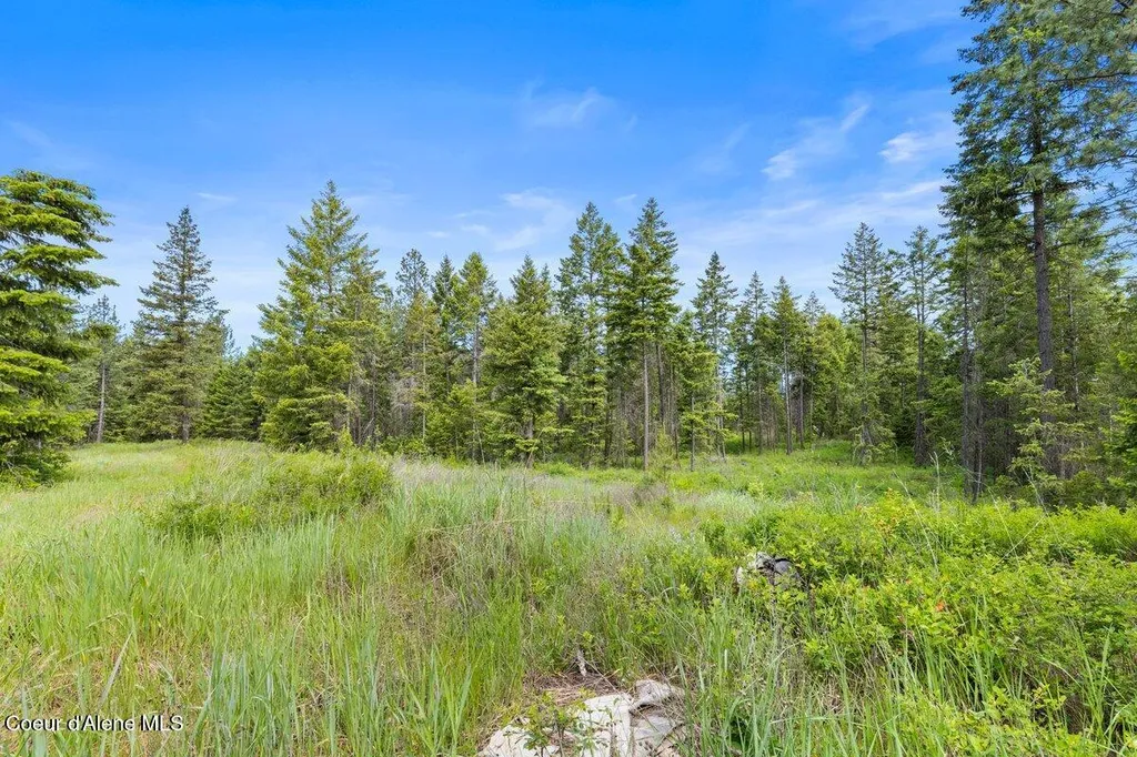 Nka Trails End Road Athol ID 83801
