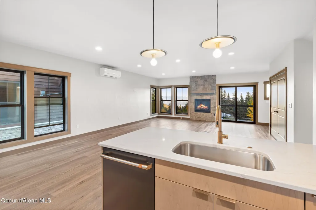 28 Olaf Court Sandpoint ID 83864
