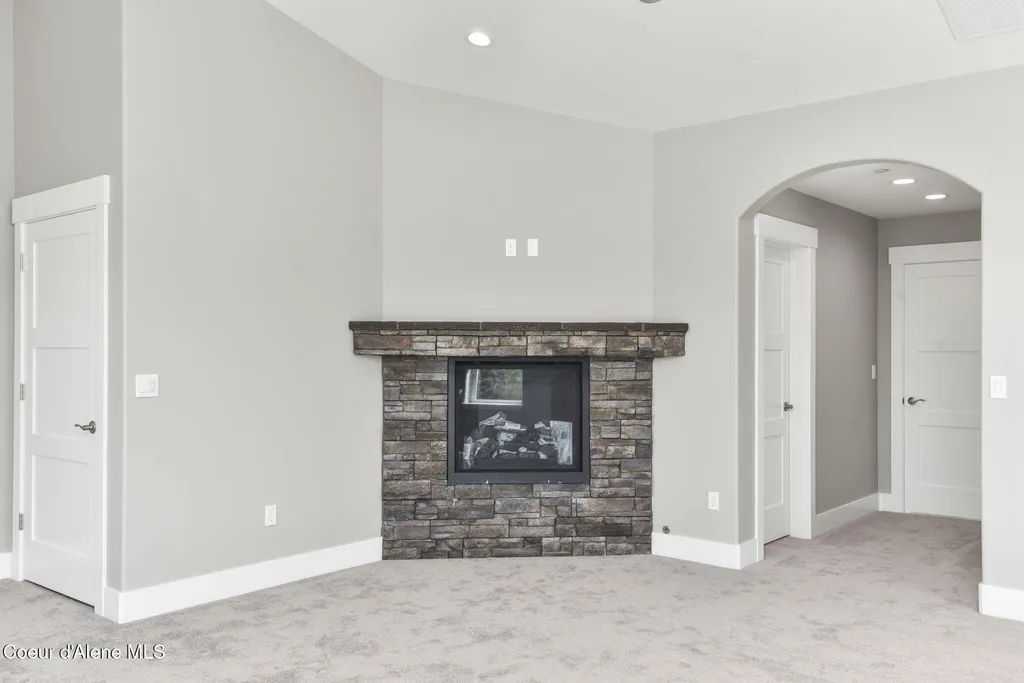 8516 S Hana Drive Harrison ID 83833