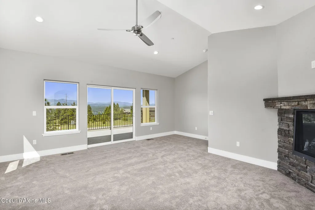 8516 S Hana Drive Harrison ID 83833