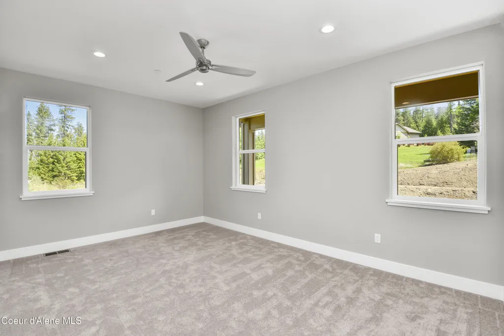 8516 S Hana Drive Harrison ID 83833