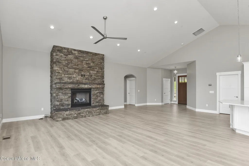 8516 S Hana Drive Harrison ID 83833