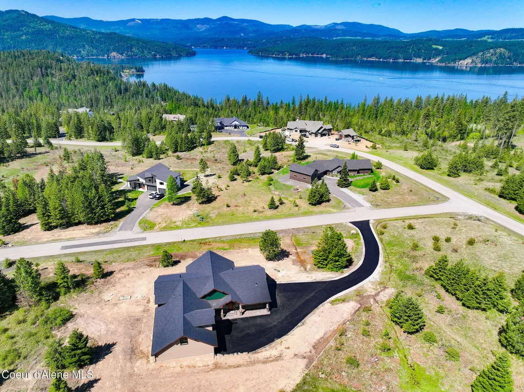 8516 S Hana Drive Harrison ID 83833