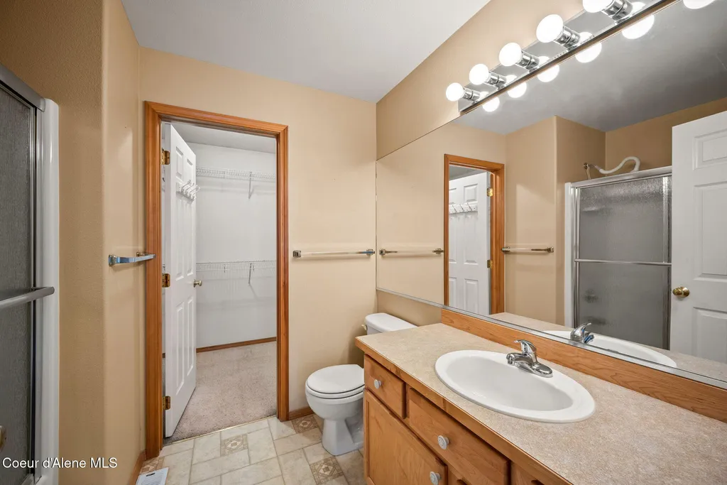 30296 N Wheatridge Road Athol ID 83801