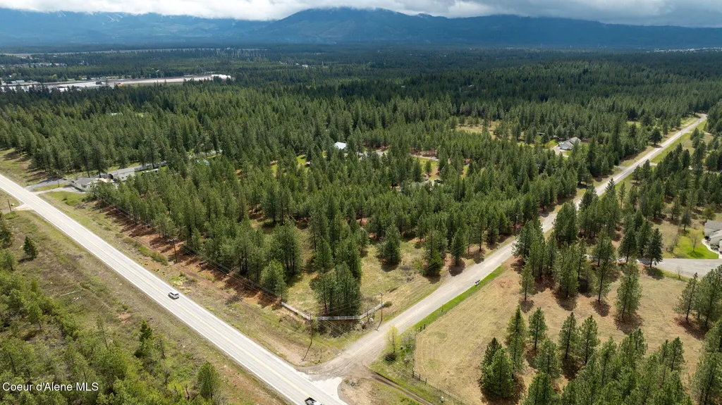 30296 N Wheatridge Road Athol ID 83801