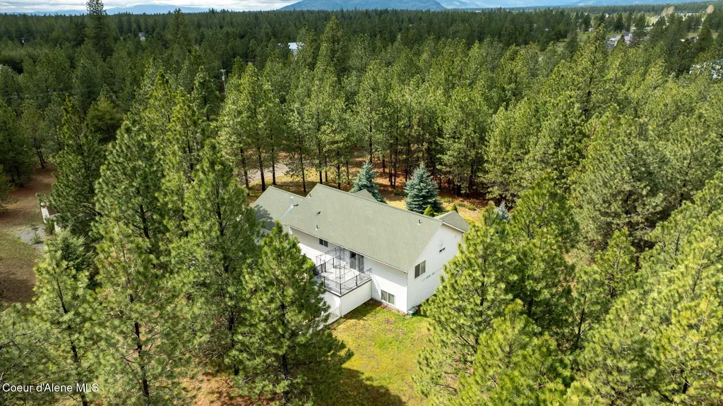 30296 N Wheatridge Road Athol ID 83801