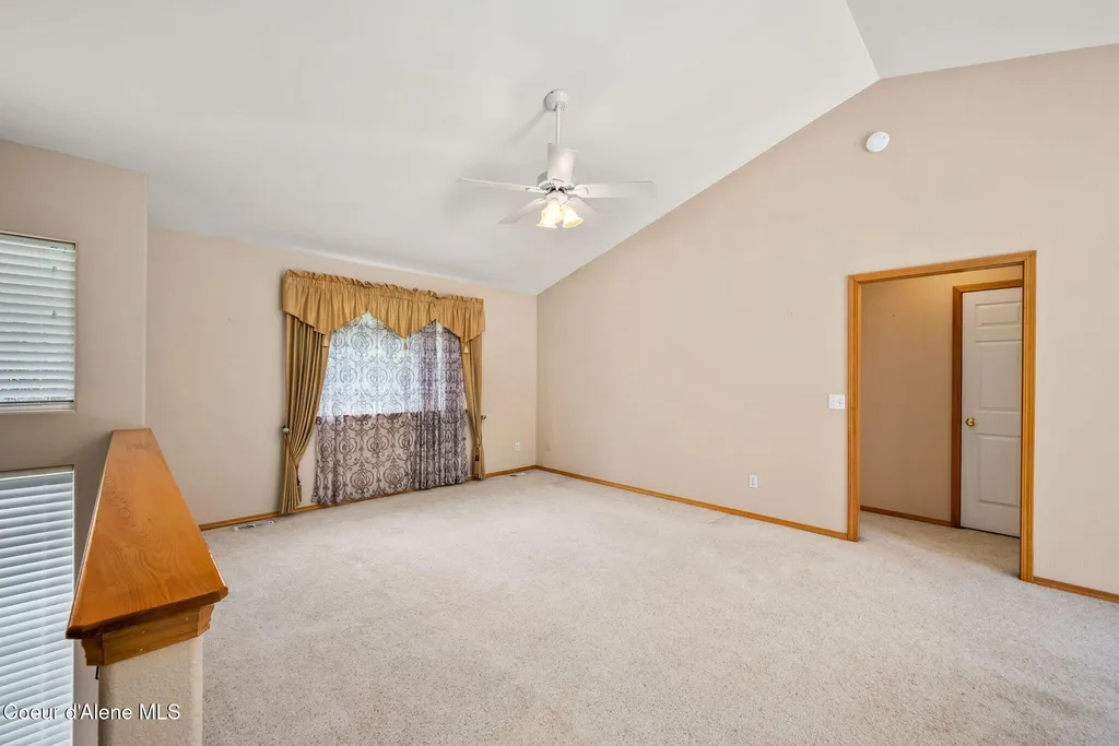 30296 N Wheatridge Road Athol ID 83801