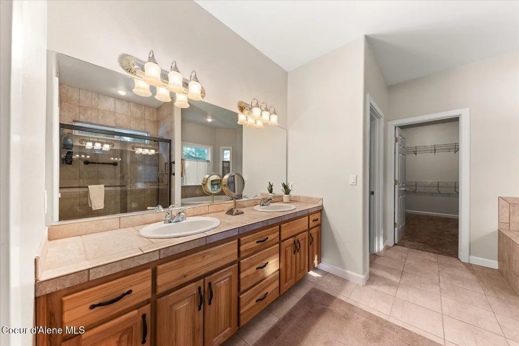 12795 N Yearling Circle Hayden ID 83835