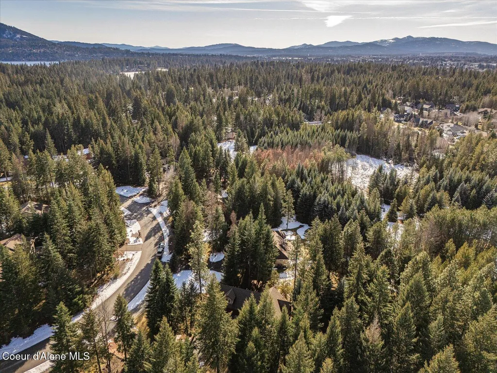 12795 N Yearling Circle Hayden ID 83835