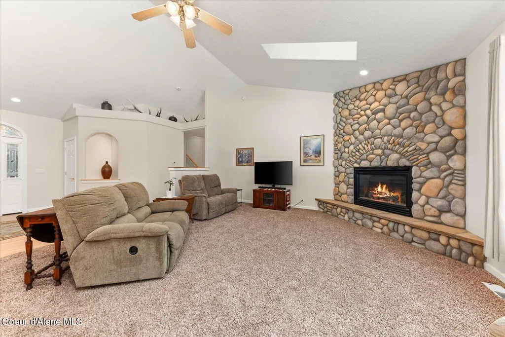 12795 N Yearling Circle Hayden ID 83835