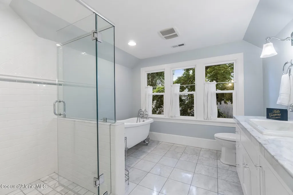 306 S Huron Avenue Sandpoint ID 83864