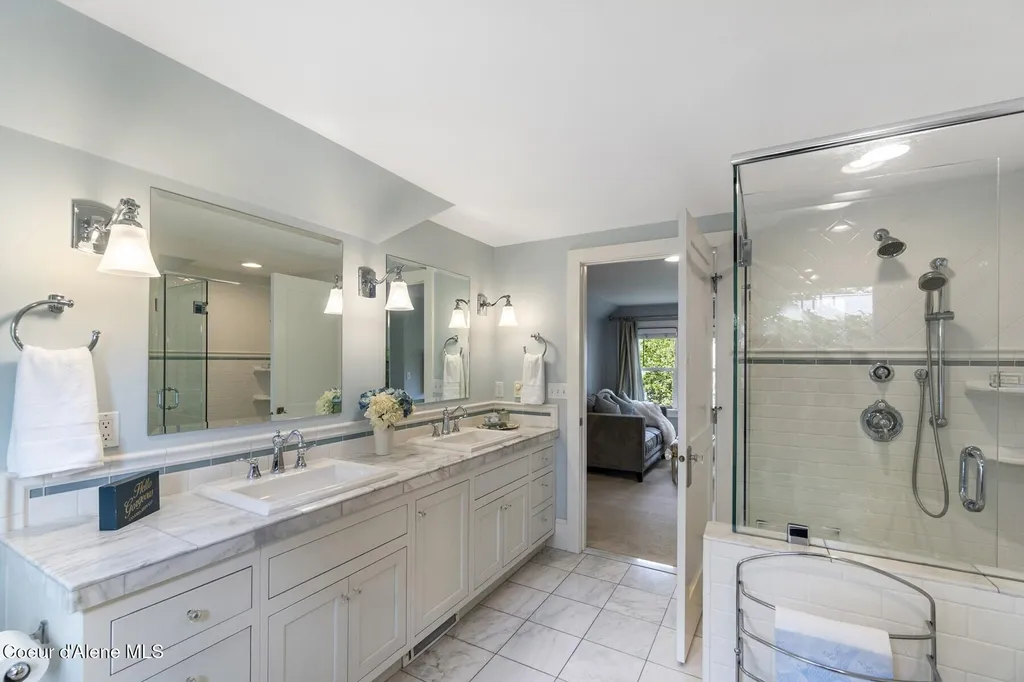 306 S Huron Avenue Sandpoint ID 83864