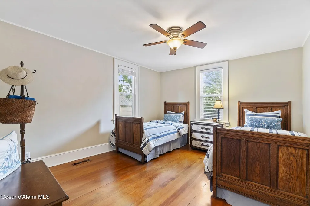 306 S Huron Avenue Sandpoint ID 83864