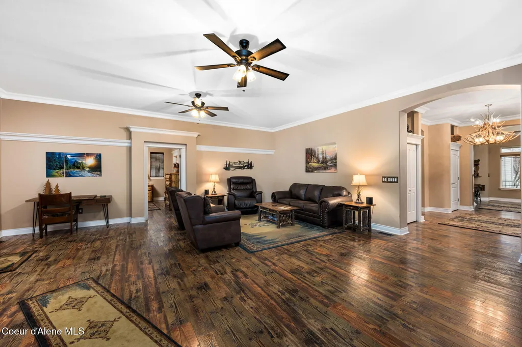807 S Riverside Harbor Drive Post Falls ID 83854