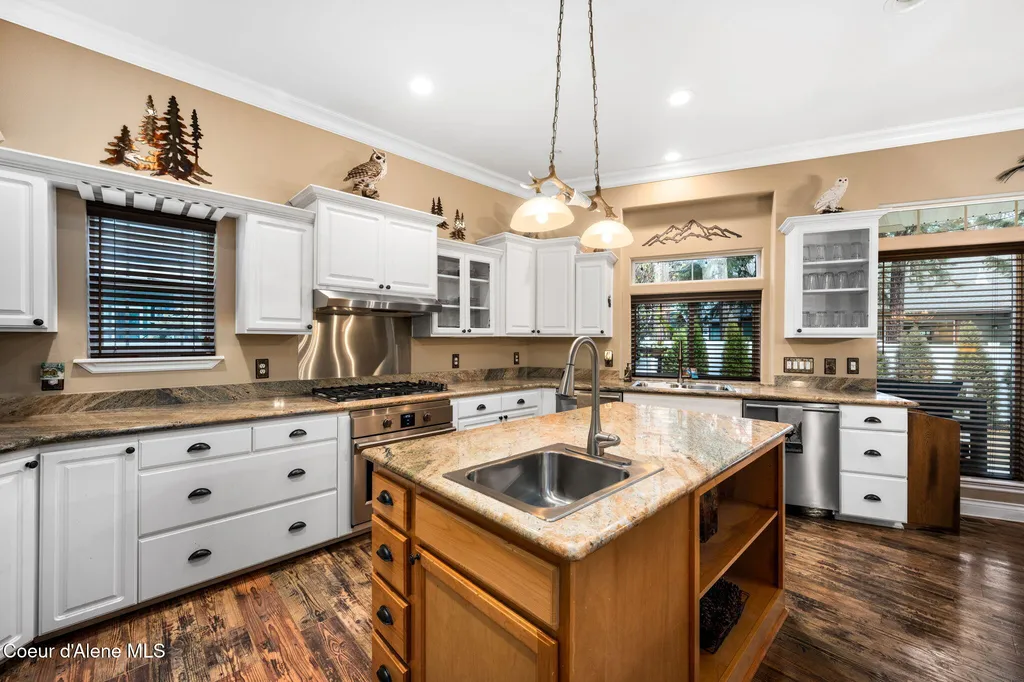 807 S Riverside Harbor Drive Post Falls ID 83854